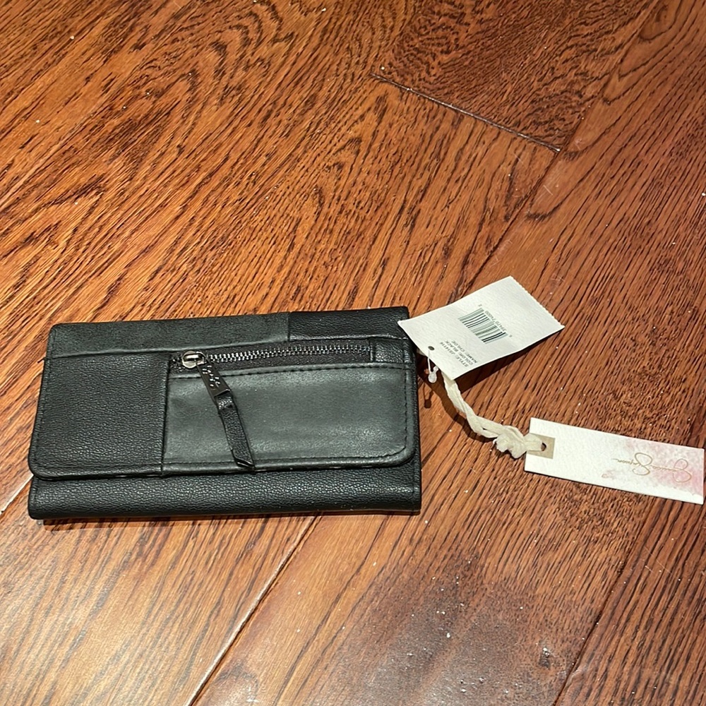 Black trifold wallet